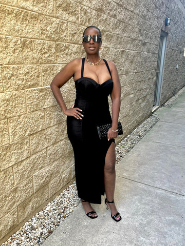 Black Curve Dress